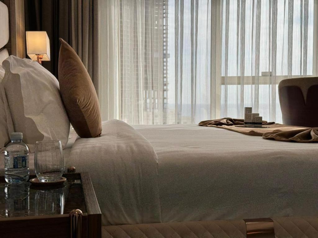 Seafront Luxury Suites Jeddah Corniche מראה חיצוני תמונה