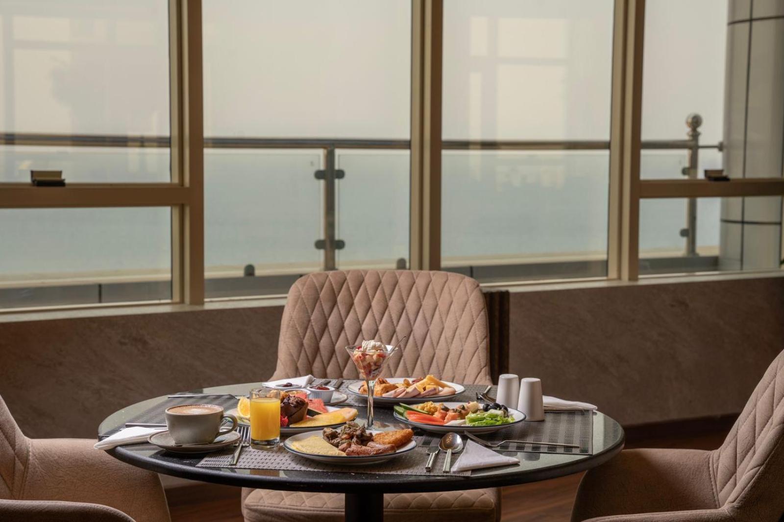 Seafront Luxury Suites Jeddah Corniche מראה חיצוני תמונה